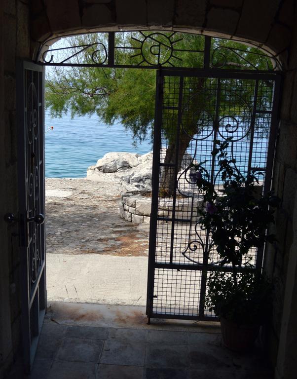 Apartment Lju On The Beach Split Dış mekan fotoğraf
