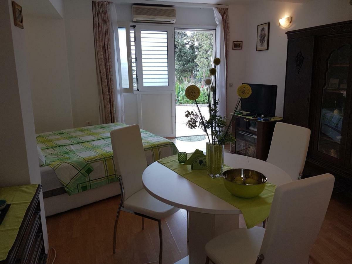 Apartment Lju On The Beach Split Dış mekan fotoğraf